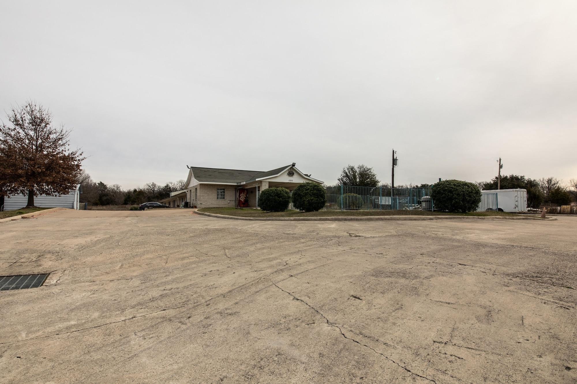 Oyo Hotel Decatur Tx Hwy 287 Northwest Luaran gambar